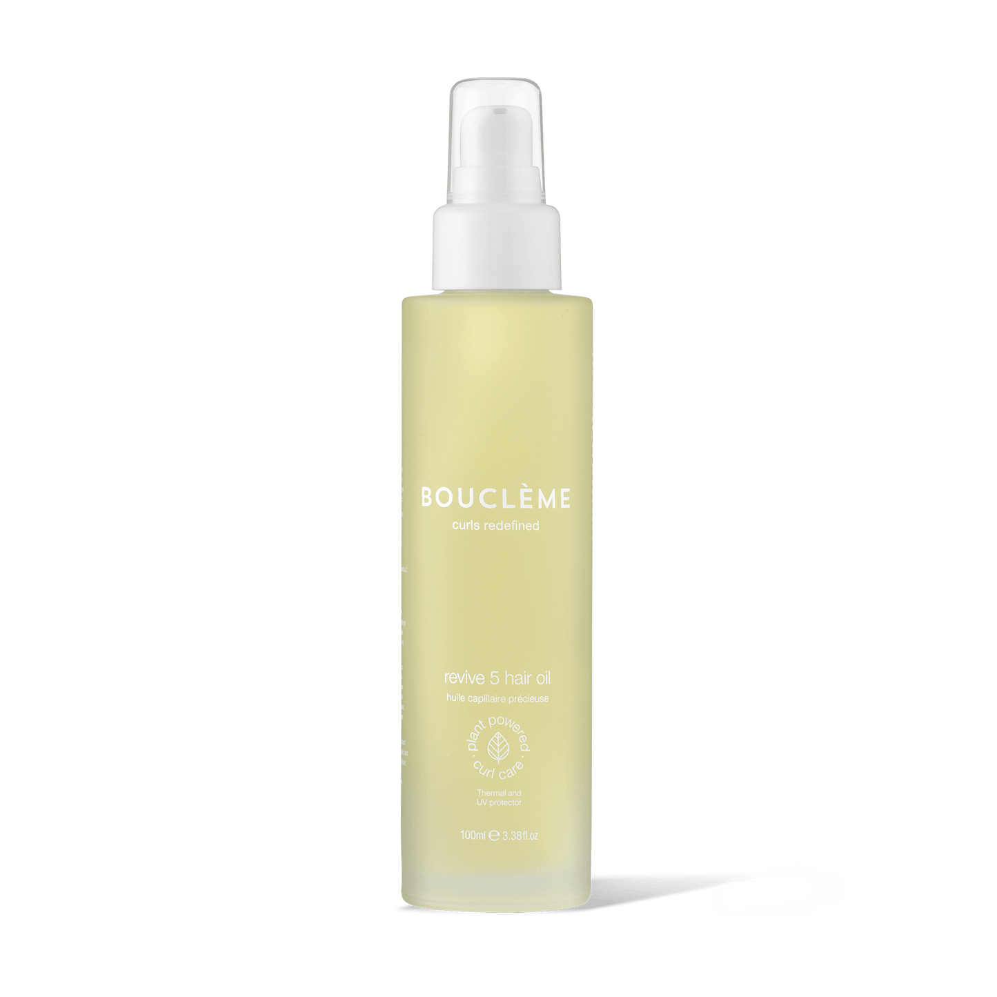 A nutrient rich, lightweight oil by Boucleme that conditions and protects hair against humidity.