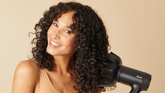 How to diffuse curly hair