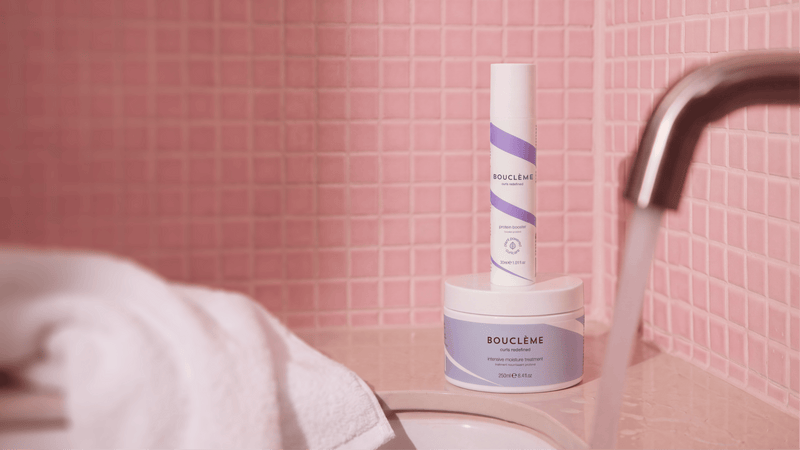 Discover our blog with tips for curly hair