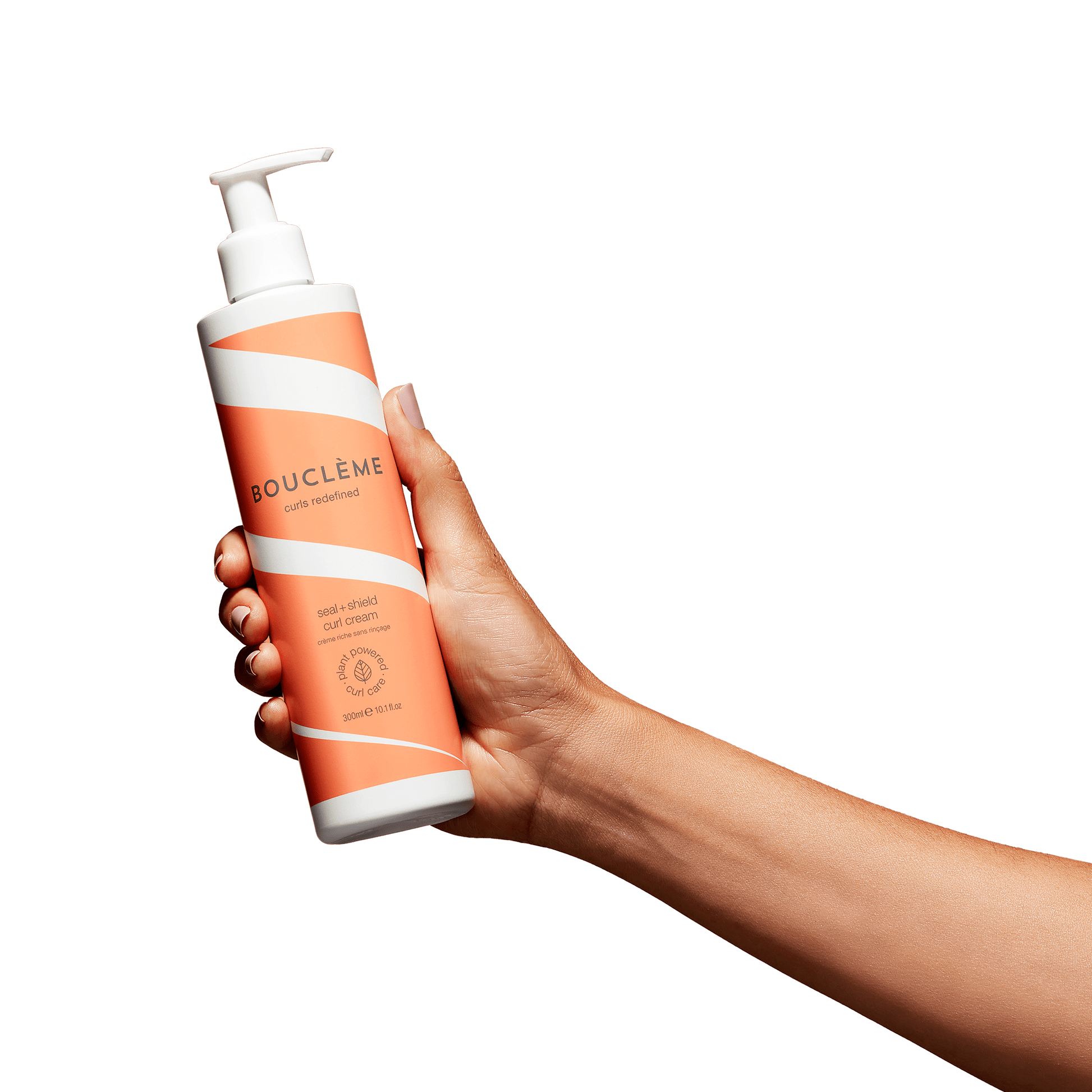 A lightweight, anti-humidity leave in conditioner to create defined, soft curls.