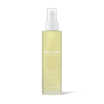 A nutrient rich, lightweight oil by Boucleme that conditions and protects hair against humidity. 