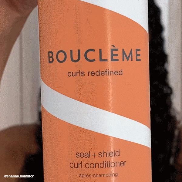 A nourishing, glycerin free, anti-humidity conditioner for long lasting, redefined curls.
